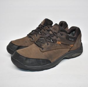 New Balance Brown Gore-Tex Trail Walking Sneaker